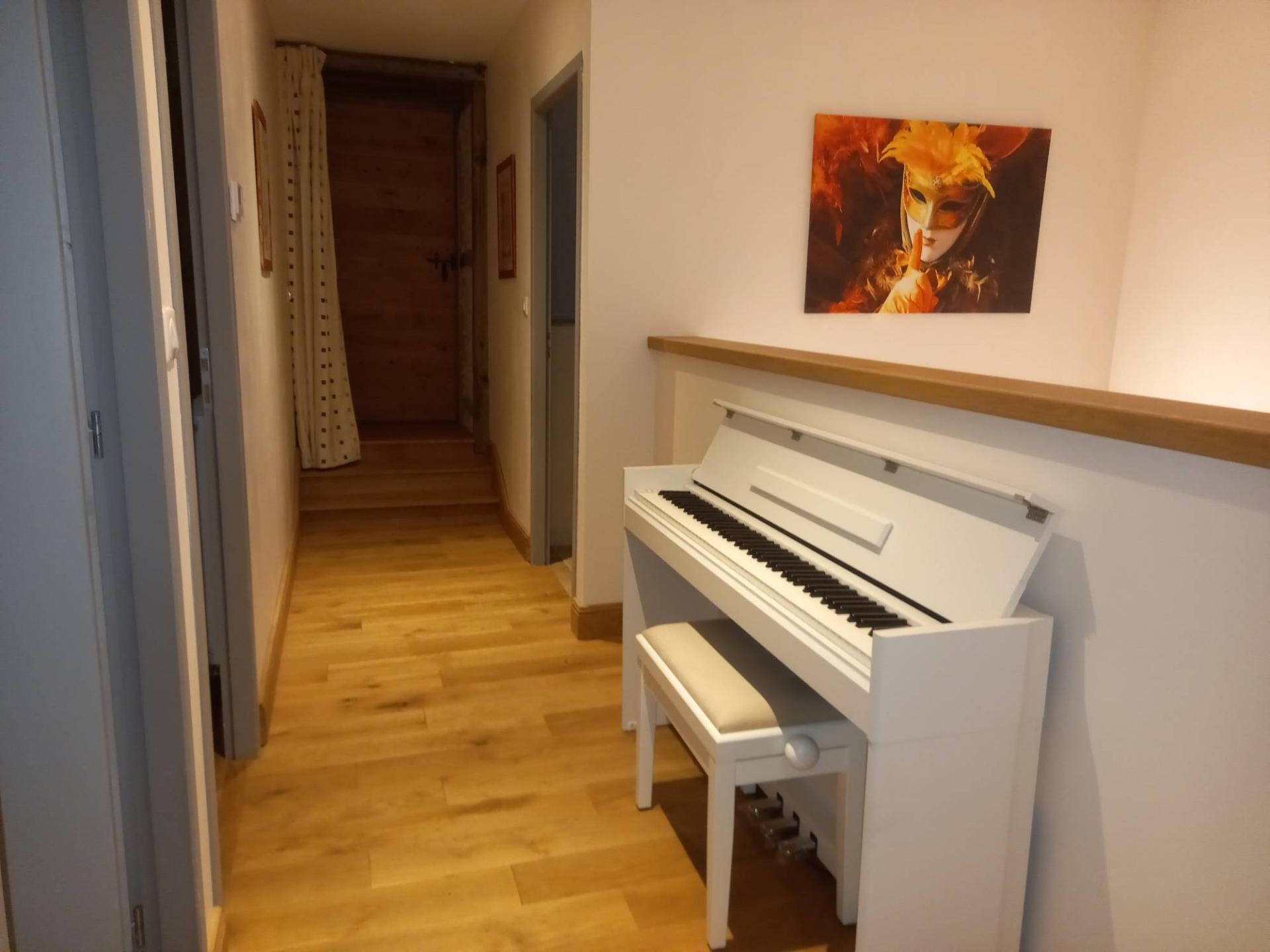 Piano YAMAHA du Corps de Logis