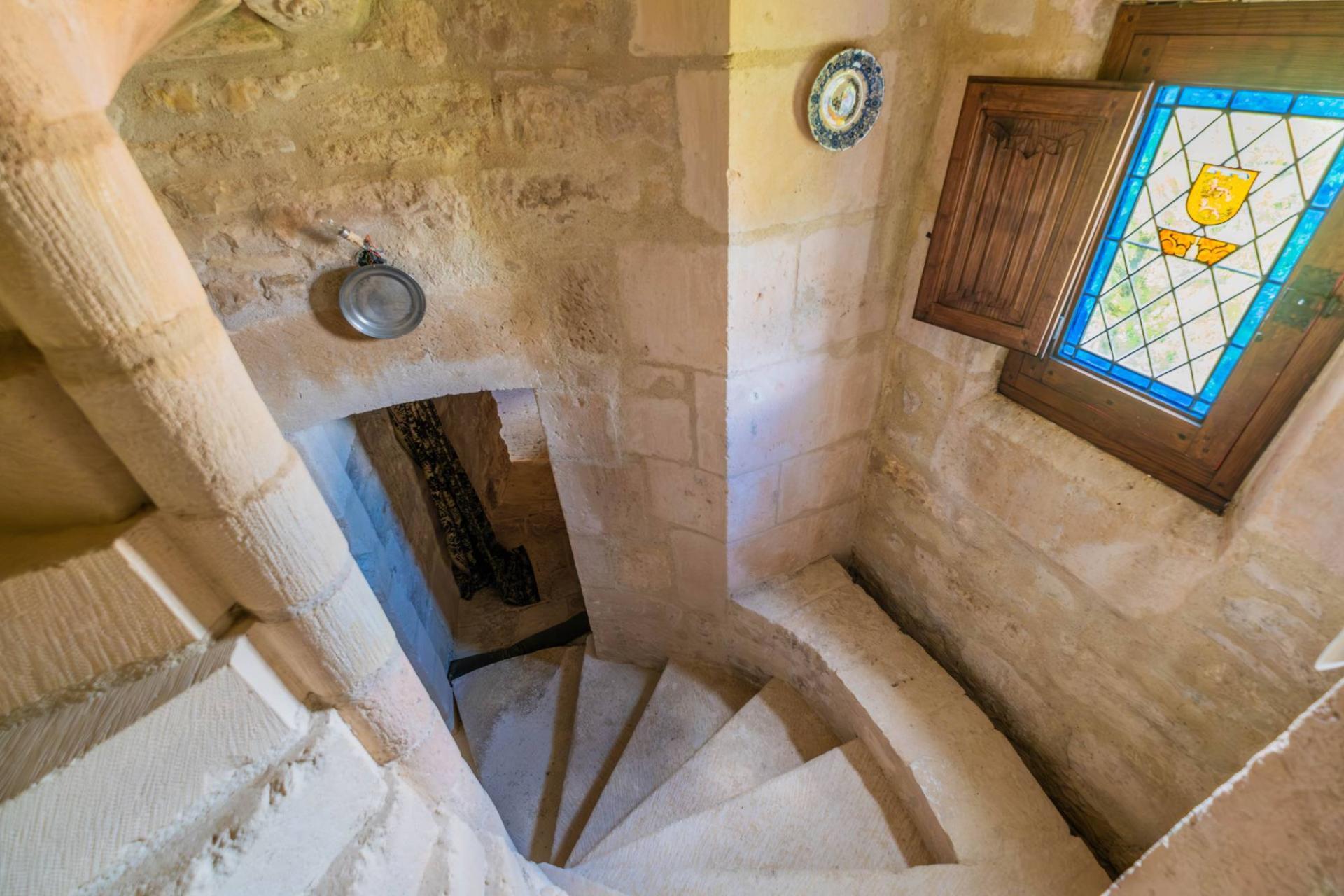 Escalier du Logis de Sigogne